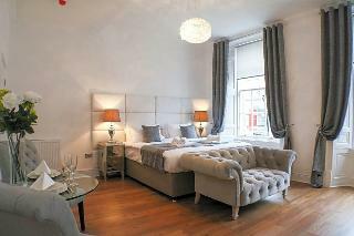 Aparthotel Edinburgh Castle Apartments And Suites
