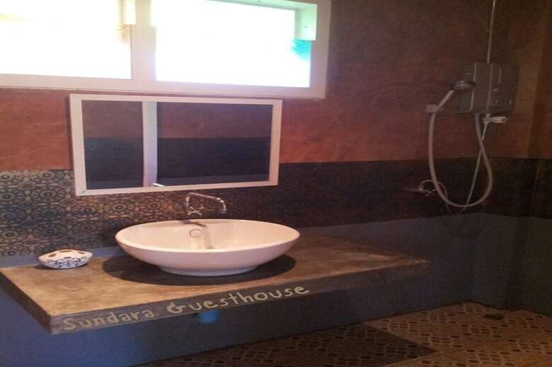 Hotel Sundara Guesthouse