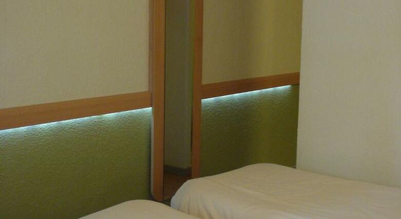 Hotel Ibis Budget Paris Porte De Bagnolet