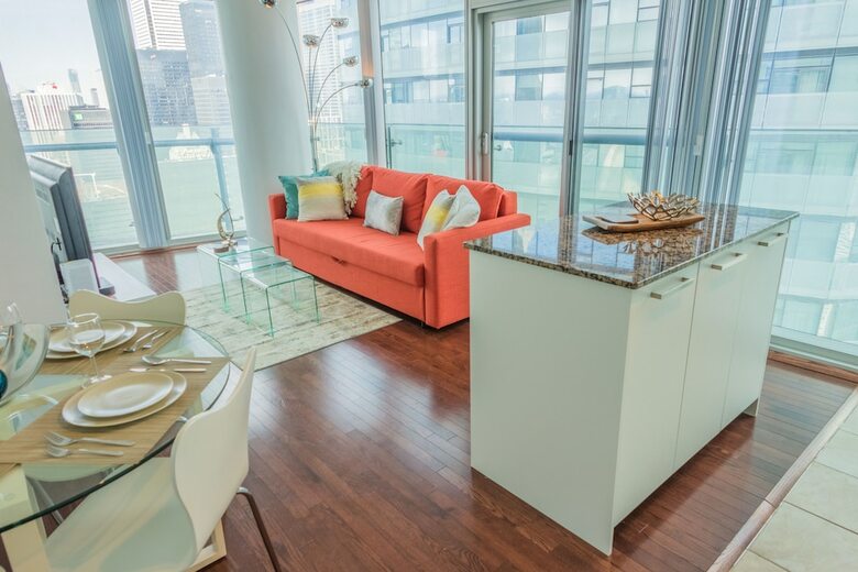 Aoc Suites - High-rise Condo - Cn Tower / Lake View