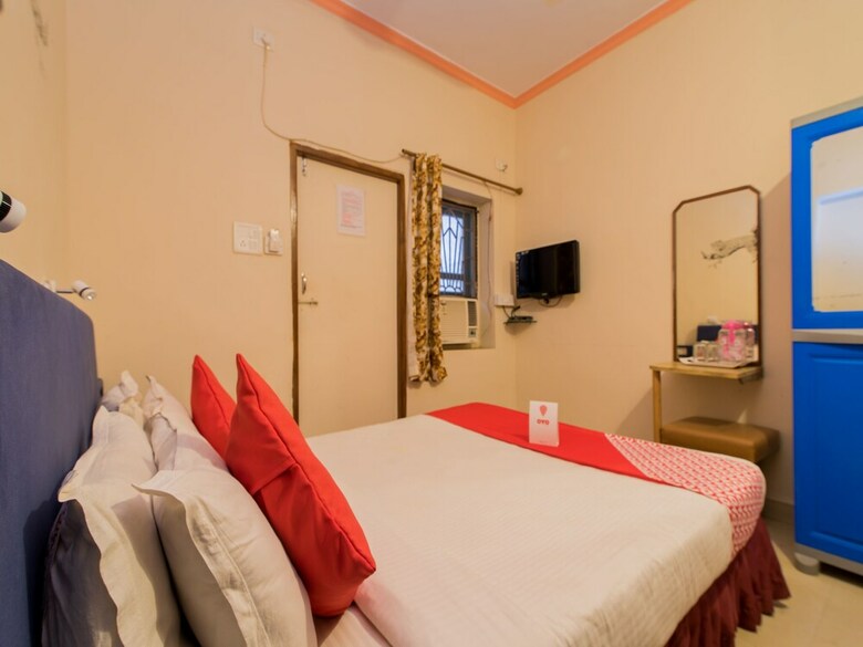 Oyo 2764 Hotel Manvins Inn