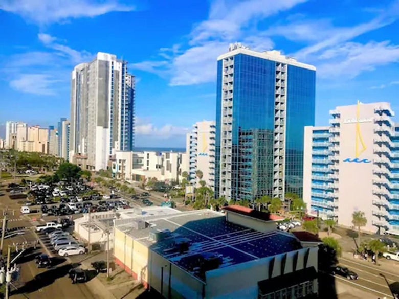 Hotel Aqua Beach Inn