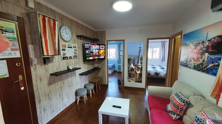 Apartamentos Modern Attic With Terrace And Bbq, Subway Line Bcn
