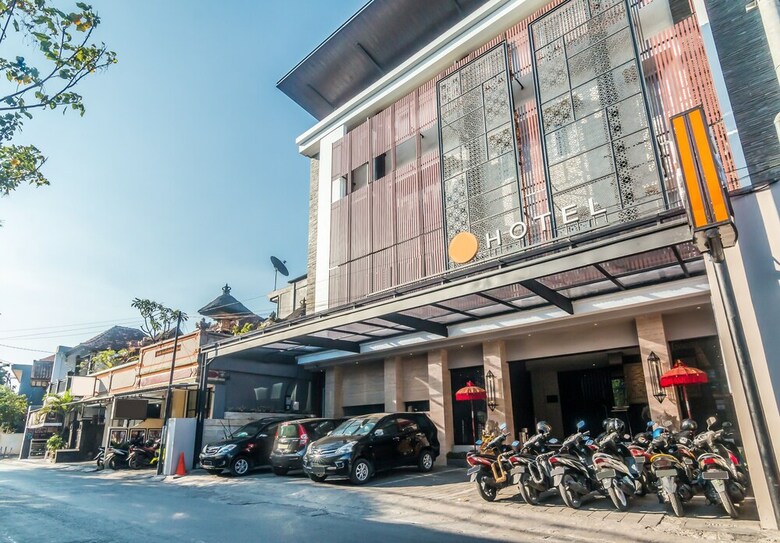 Hotel Zen Rooms Kuta Kubu Anyar 1