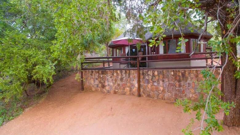 Baluleni Safari Lodge