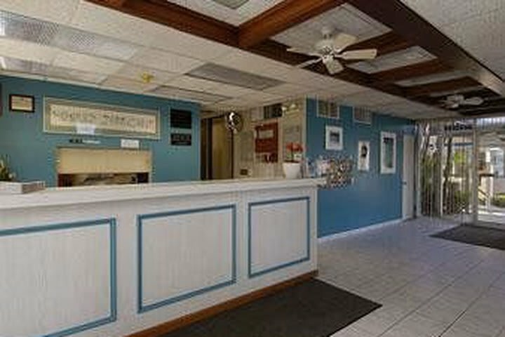 Hotel Howard Johnson St. Petersburg Beach