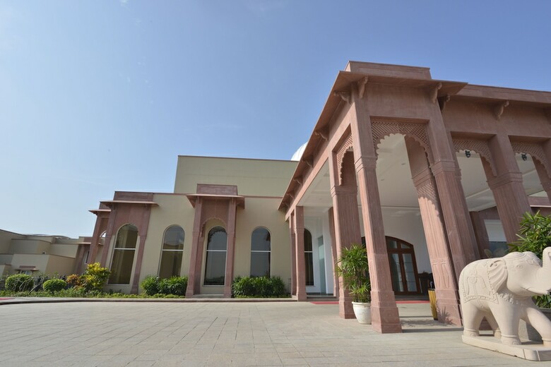Hotel Orchha Palace And Convention Centre