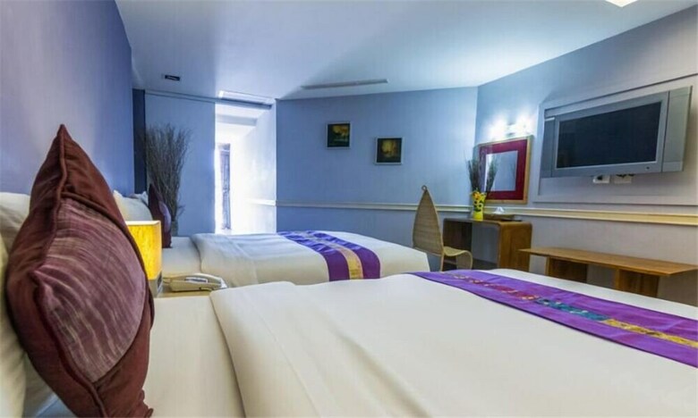 Hotel Ocean Breeze Inn