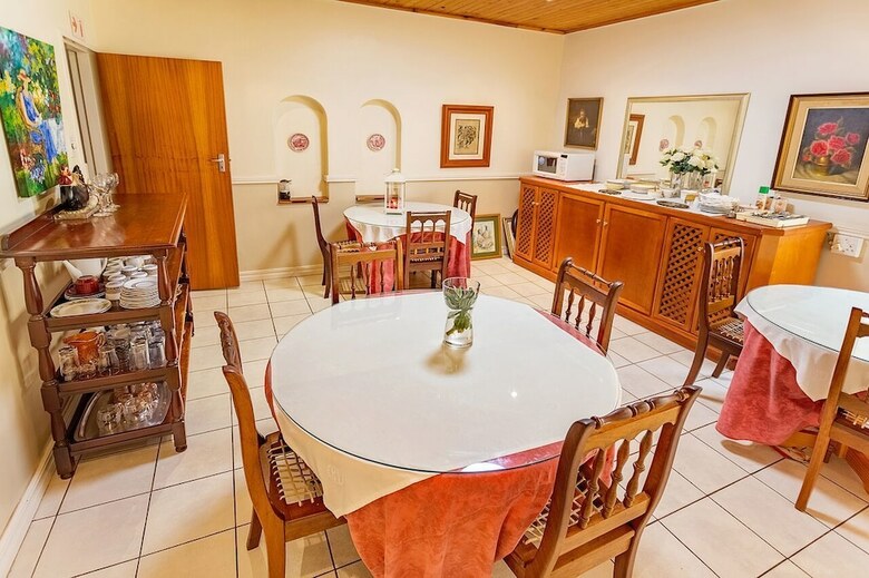 Hotel Bay Tree Guest House