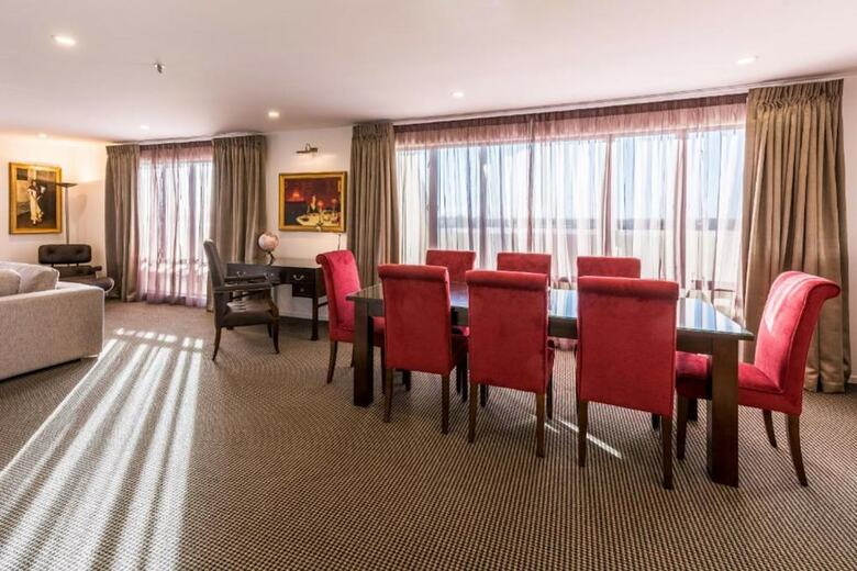 Apartamentos Fino Hotel And Suites