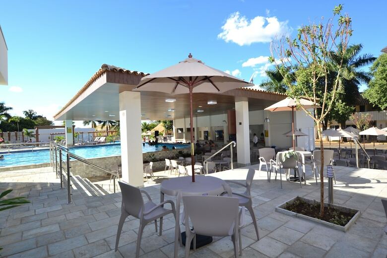 Hotel Diroma Resort