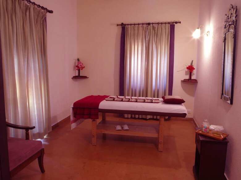Hotel Rawal Kot