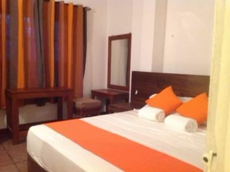 Hotel Tree Breeze Inn