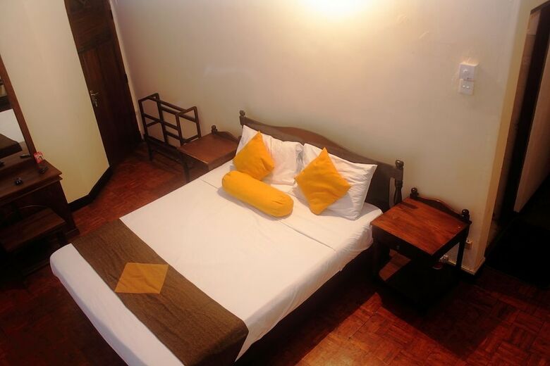 Hotel Tree Breeze Inn