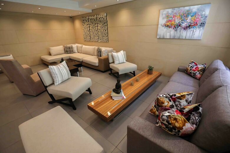 Hotel Sky Suites