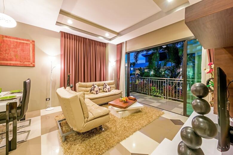 Hotel Chalong Miracle Lakeview Resort & Spa