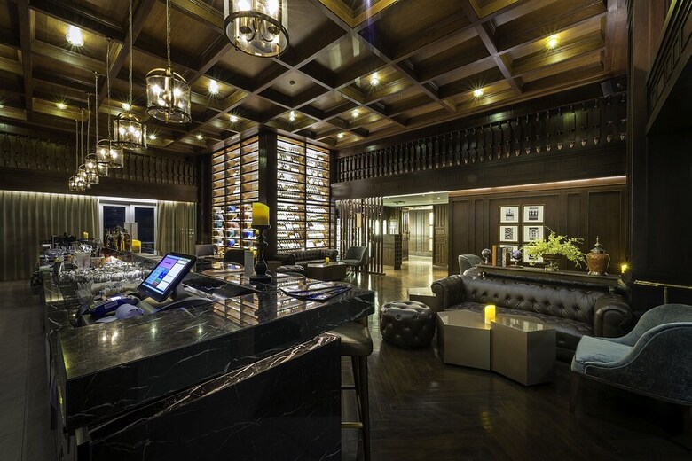 Novotel Phuket City Phokeethra Hotel