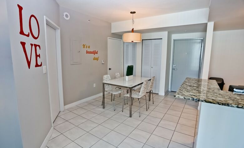 Nuovo Miami Apartments At Brickell - Downtown