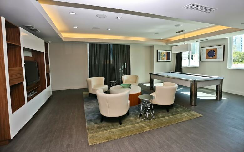 Nuovo Miami Apartments At Brickell - Downtown
