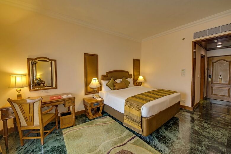 Hotel The Ummed Ahmedabad