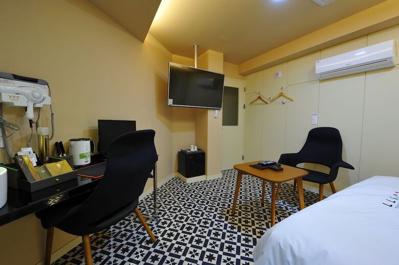 Hotel The Grang Nampo (fromerly Ytt)