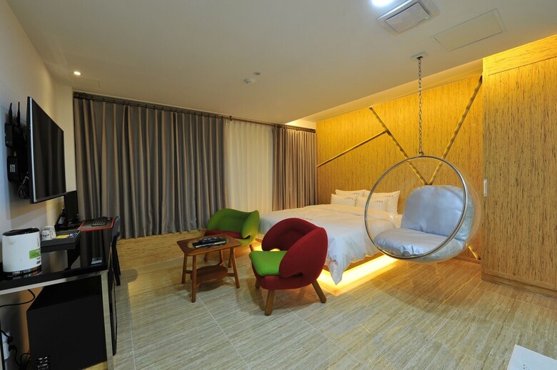 Hotel The Grang Nampo (fromerly Ytt)