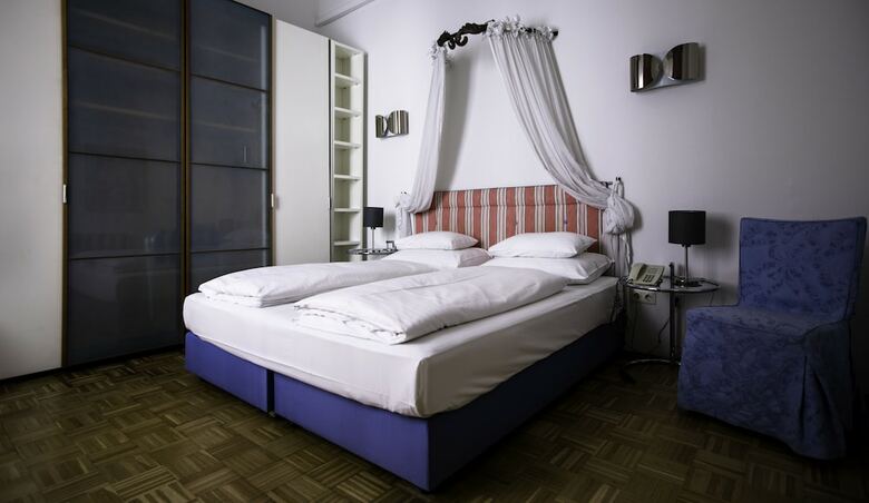 Boutique Hotel Dom - Rooms & Suites