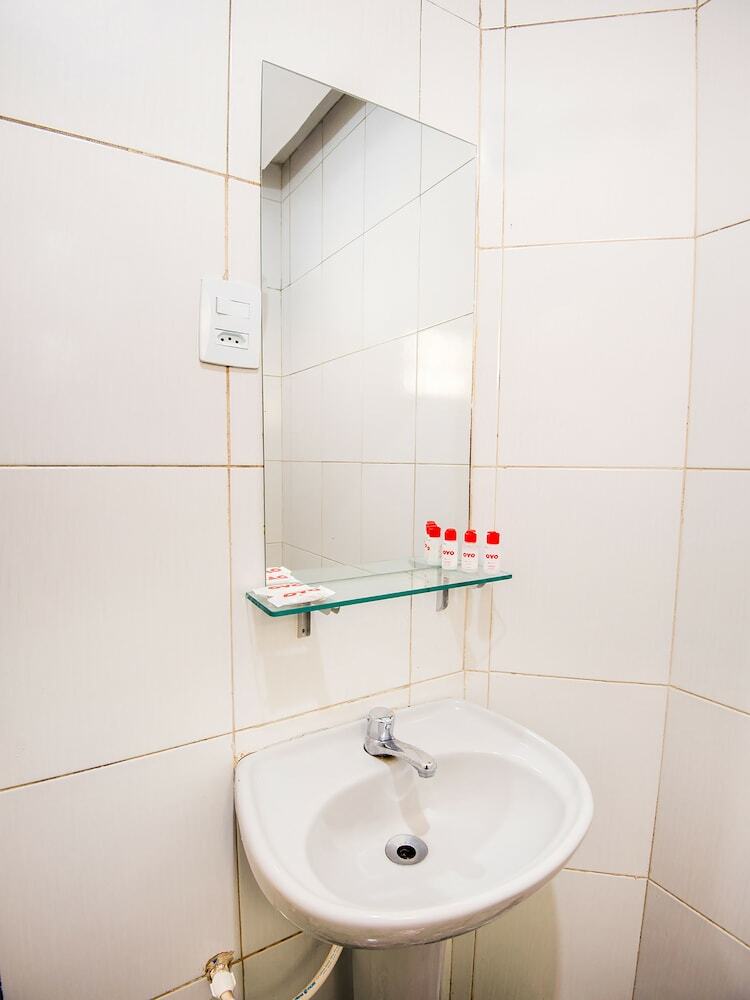 Hotel Oyo Girassol Carioca