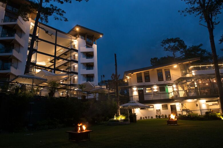 Hotel Grand Sierra Pines Baguio