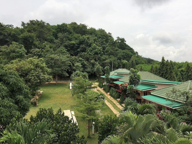 Hotel Baan Ing Khao Resort