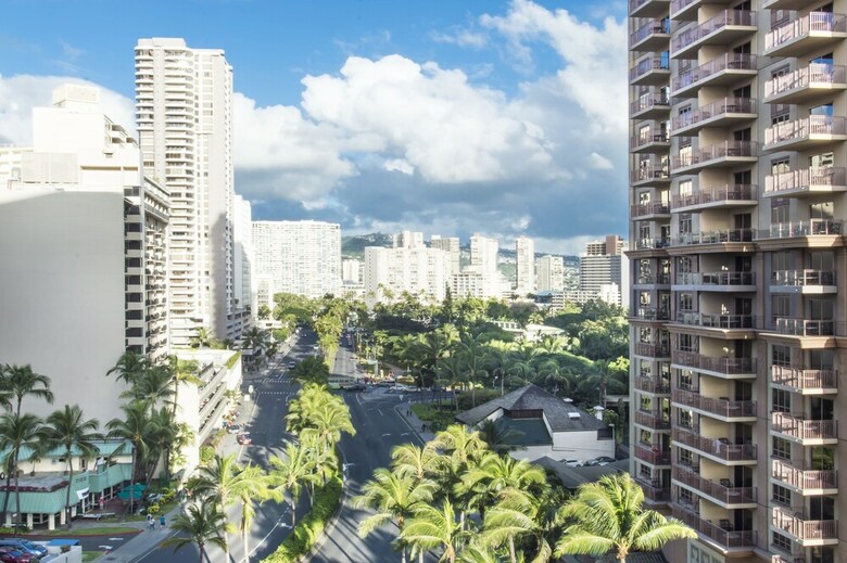 Ilikai 925 By Redawning