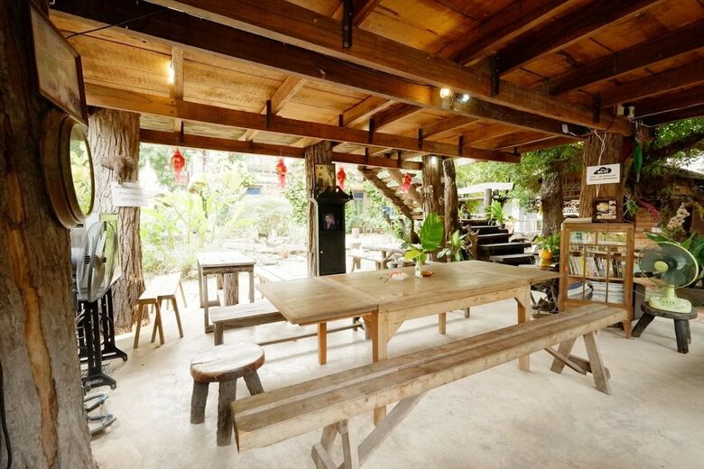 Hotel Baan Eve Guesthouse