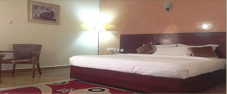 Newton Park Hotels & Resort