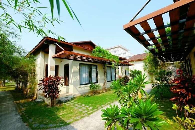 Hotel Bao Ninh Beach Resort