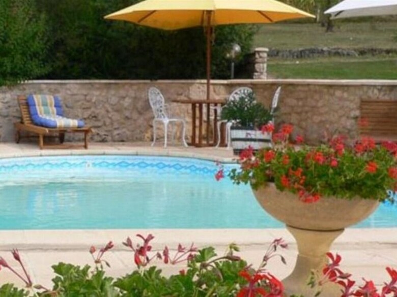 Bed & Breakfast Domaine De Beunes