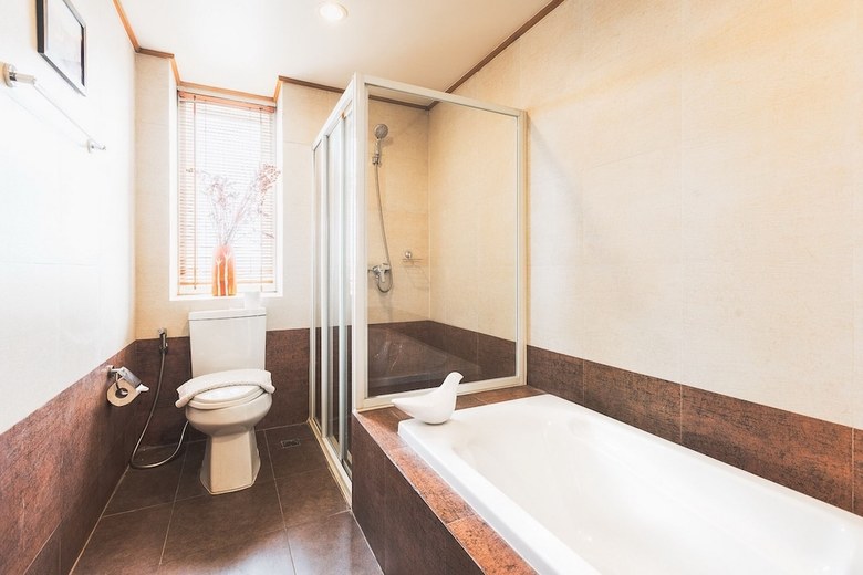 Hotel Green Mansion & Service Apartment