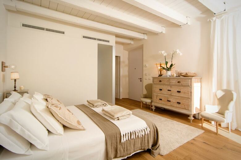 Bed & Breakfast Casavostra - Ambience Suites