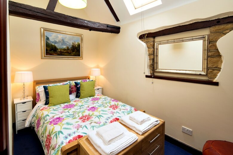 River Nene Cottages