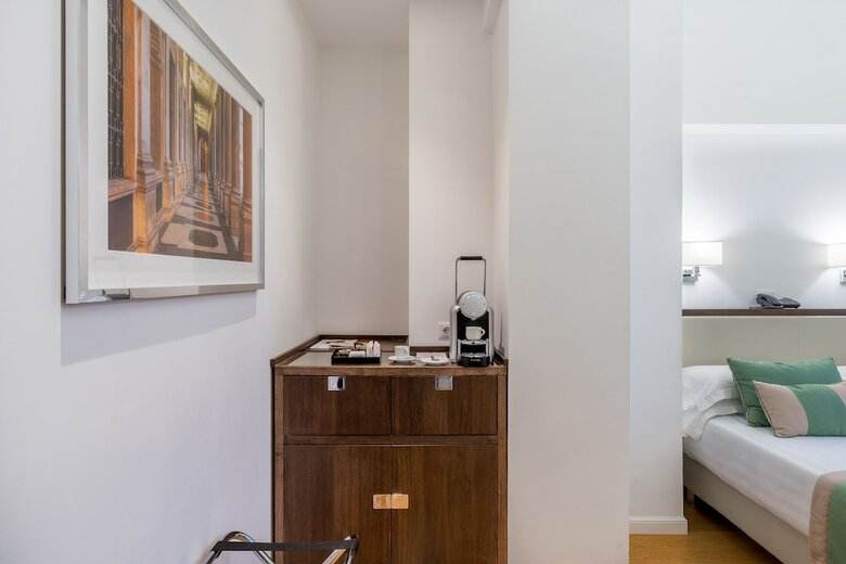 Hotel Les Diamants Spanish Steps Suite