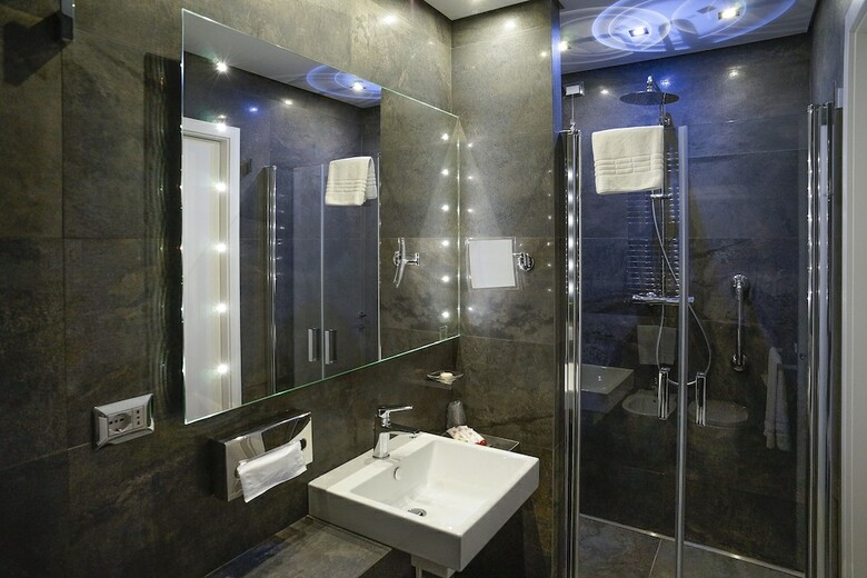 Hotel Les Diamants Spanish Steps Suite