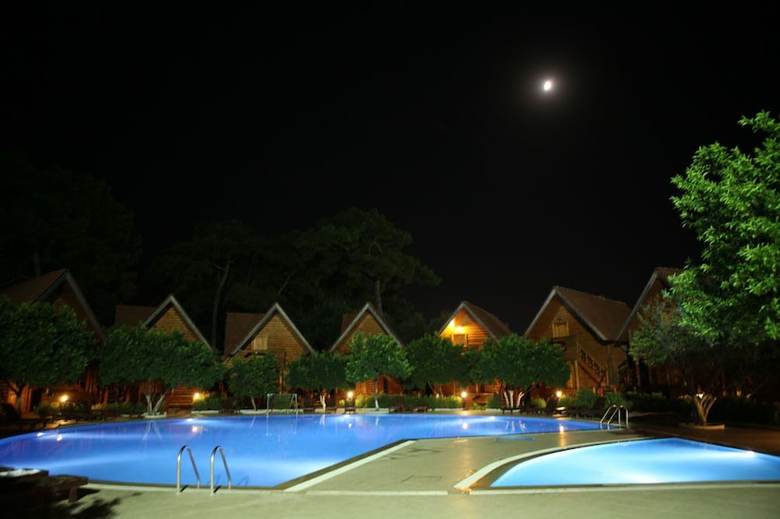 Woodline Hotel