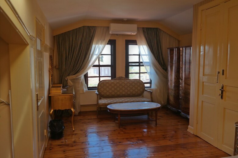 Anastasia Meziki Hotel