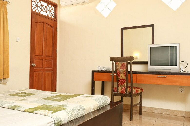 Hotel Reddoorz @ Mataram Kuta 2