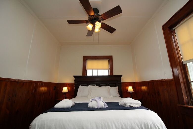 Hotel Nags Head Beach Inn By Kees Vacations