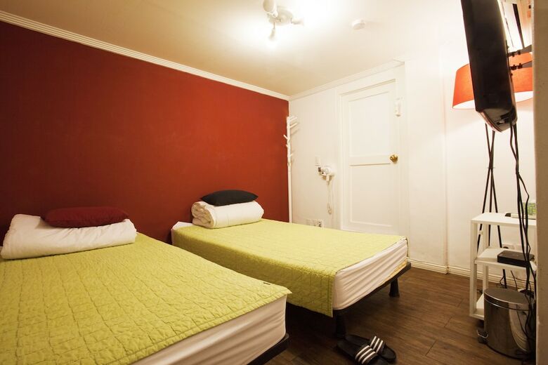 Hostal Pop @ Itaewon Boutique Guest House - Hostel