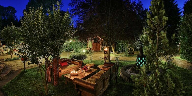 Hotel Village Park Resort And Spa Otel