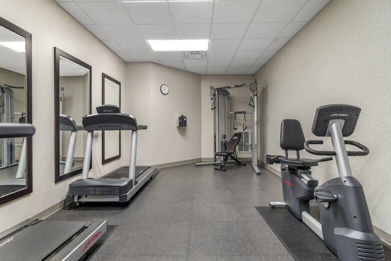 Hotel Comfort Inn & Suites