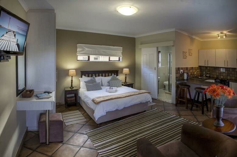Bed & Breakfast Lalapanzi Guest Lodge