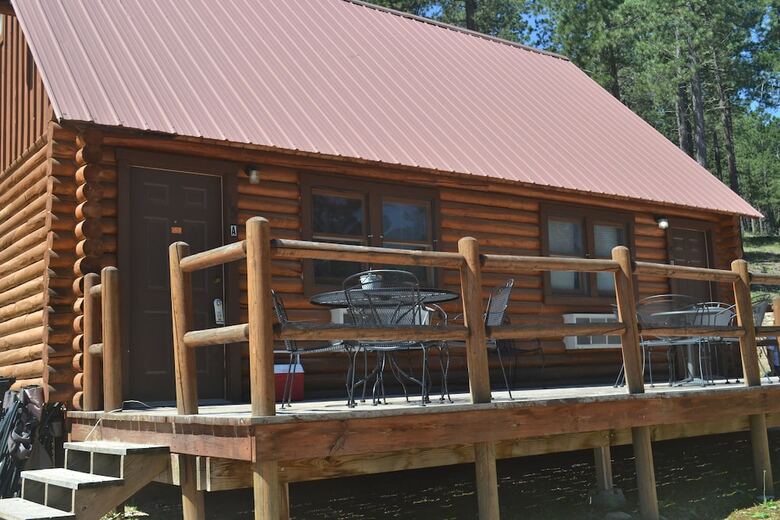 Cabana Holy Smoke Resort