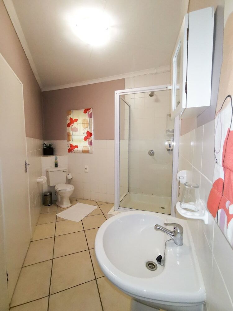 Hotel Loerie Guesthouse
